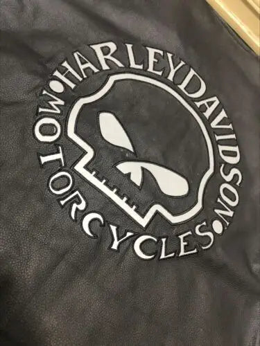 Men's Harley-Davidson Black Reflective Skull Leather Vest – Logo Detail