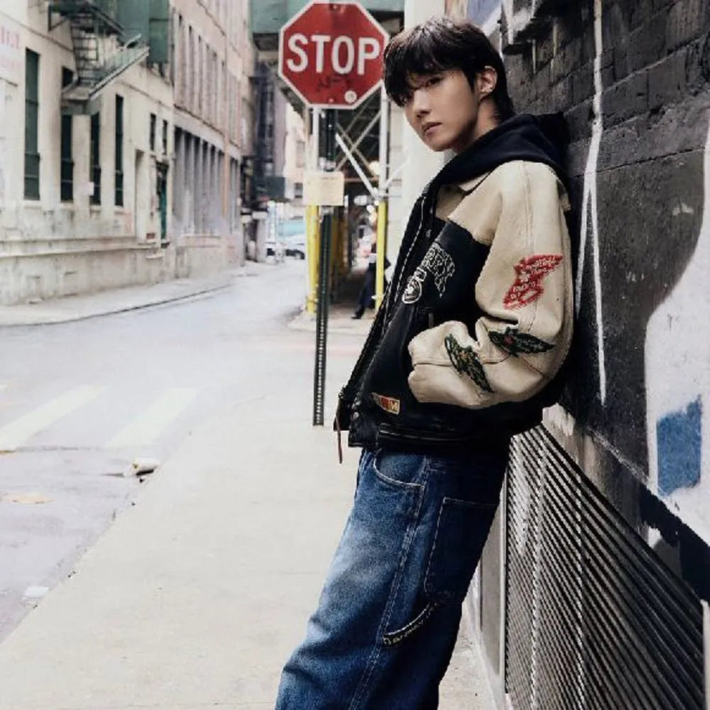 Avirex J-Hope On The Street Leather Bomber Jacket – Front View 3