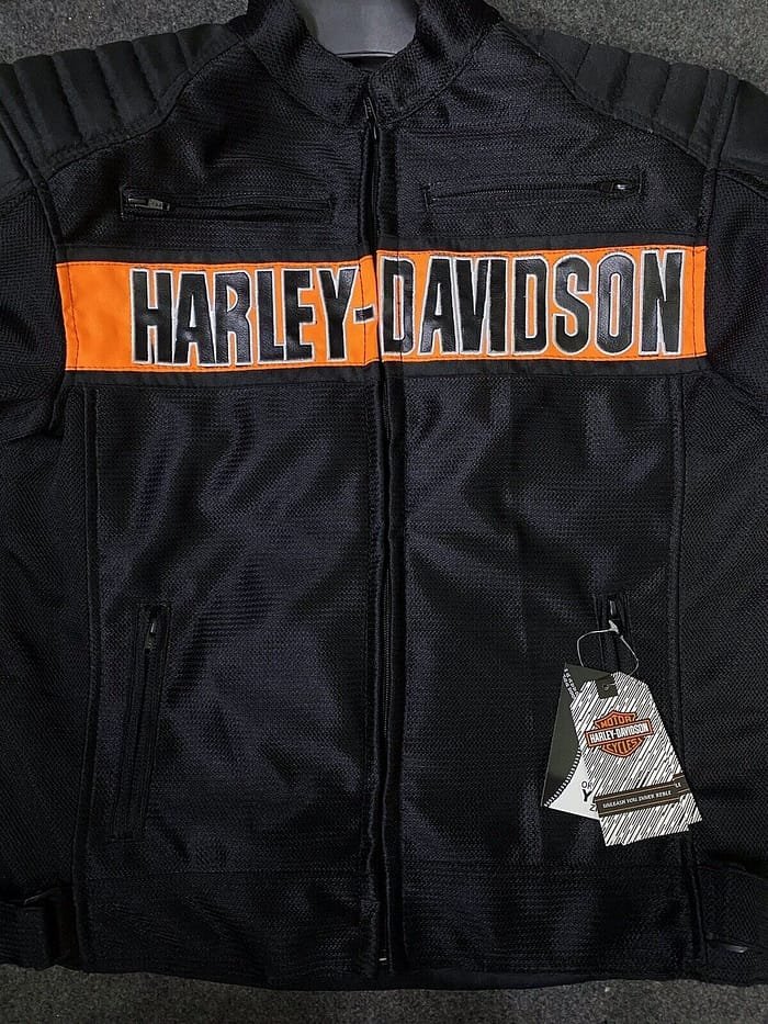 Men's Harley-Davidson Victory Lane Leather Motorcycle Jacket – Front View 4